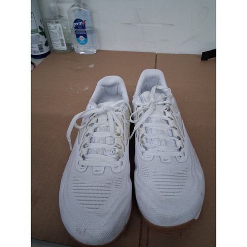 Used reebook women white 5 - used,